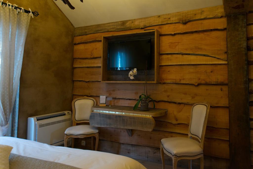 Les Chambres Du Vivier, Chambres D'Hotes Et Gite - A 100M - Durbuy Rum bild