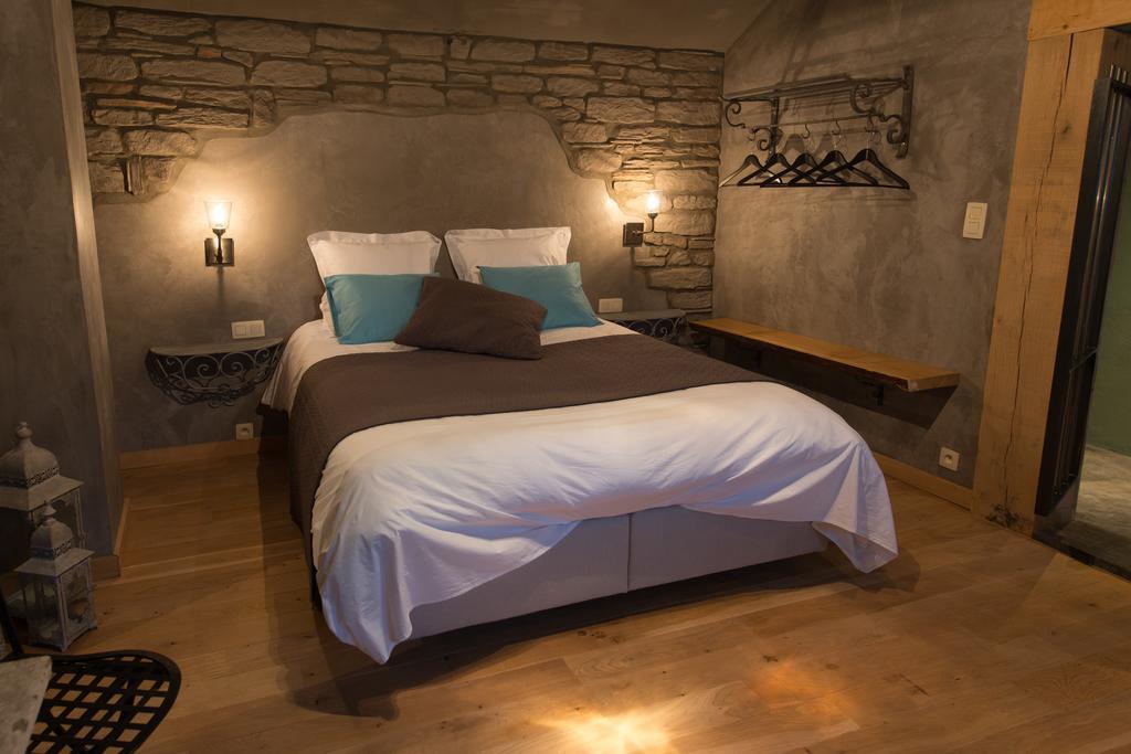 Les Chambres Du Vivier, Chambres D'Hotes Et Gite - A 100M - Durbuy Rum bild
